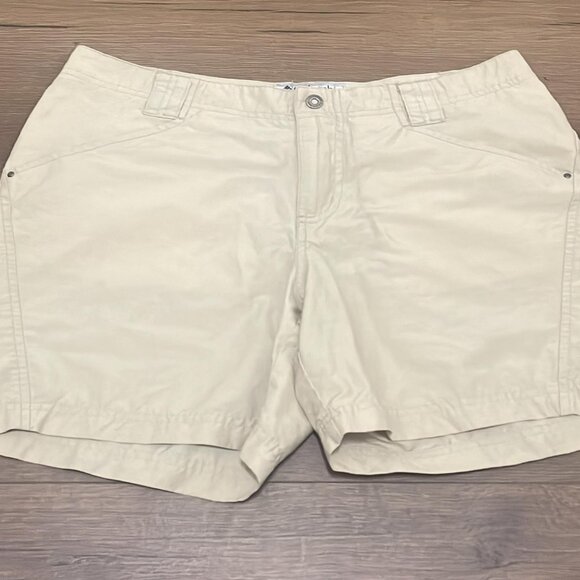 Columbia Women's Beige Shorts - Size 8 - Picture 2 of 6